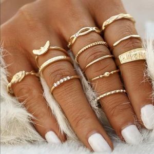 Cute 10 piece ring set